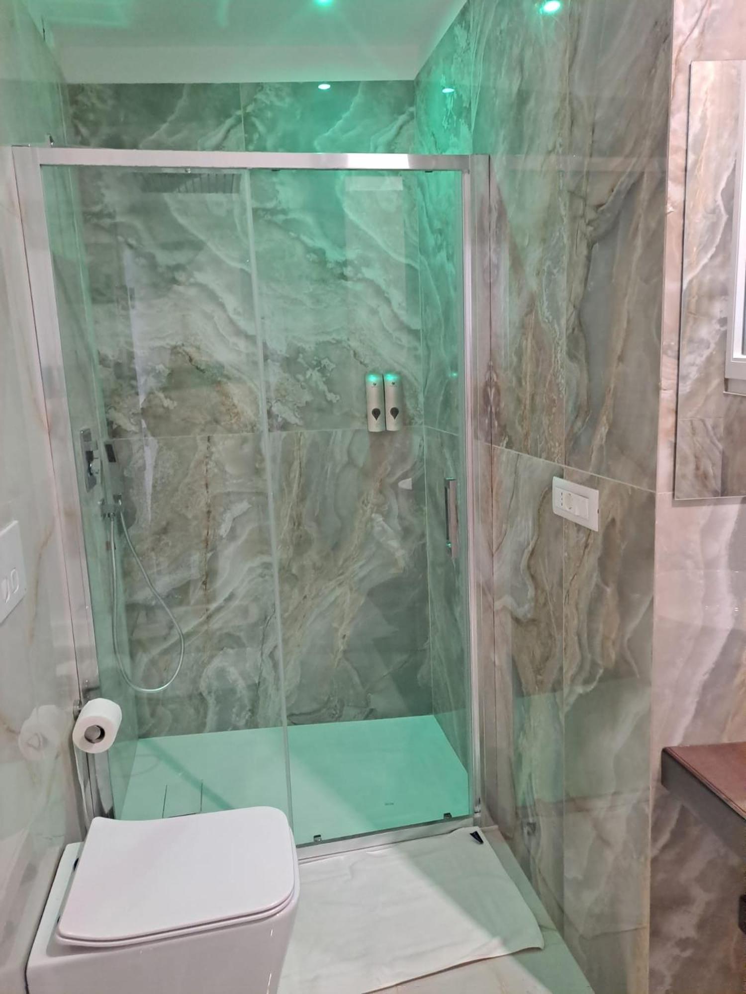 Le Stanze Di Venere Hotel เนเปิลส์ ภายนอก รูปภาพ