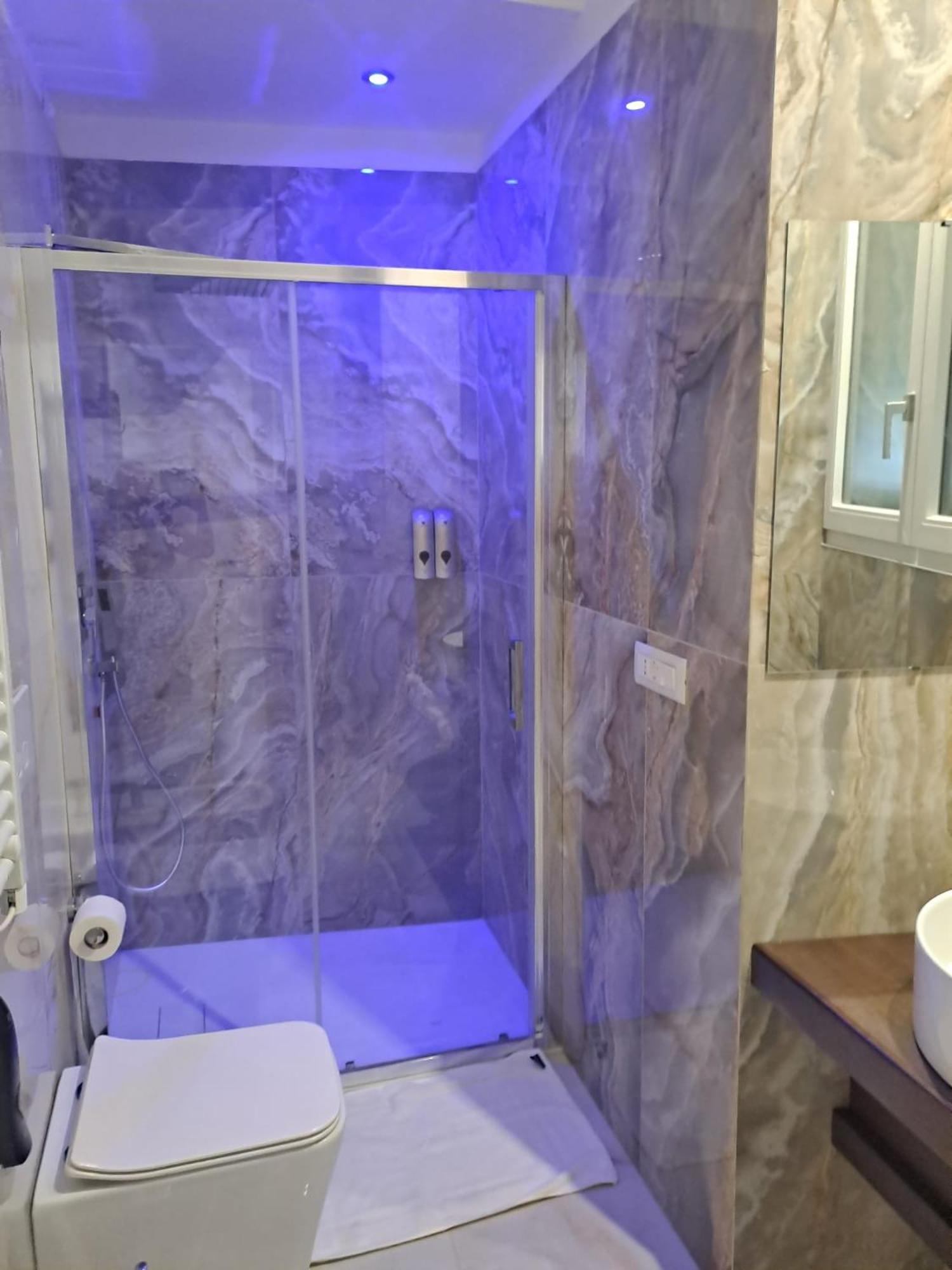 Le Stanze Di Venere Hotel เนเปิลส์ ภายนอก รูปภาพ